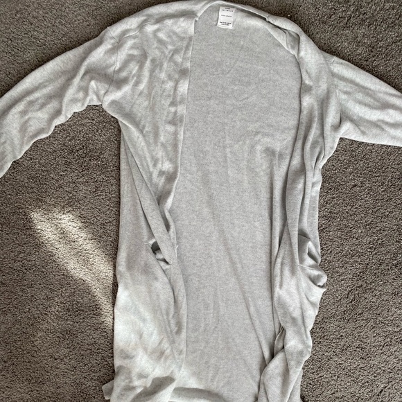 Zara Other - Cream colored cardigan